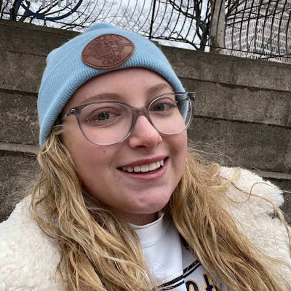 Meet your Posher, Elana